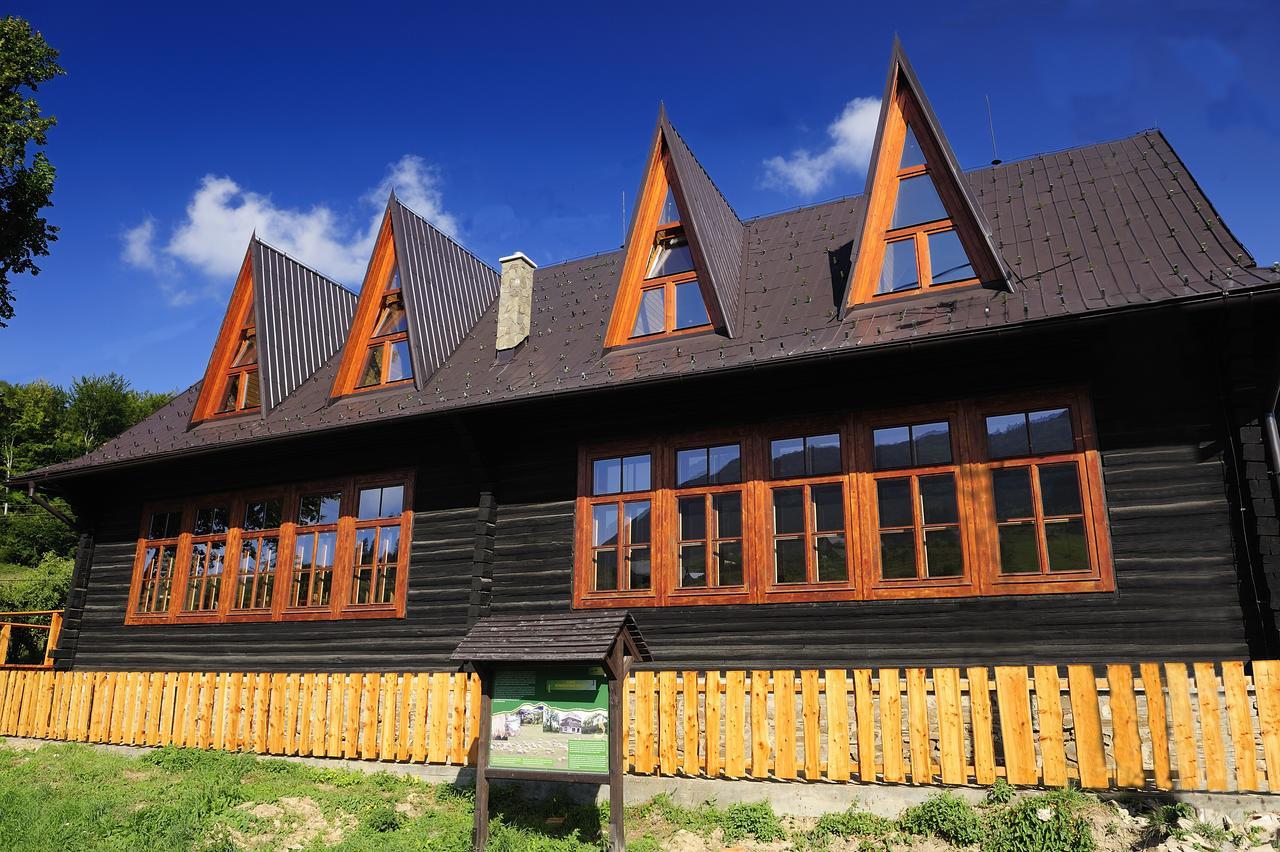 Penzion Manin Повазька-Бистріца Екстер'єр фото
